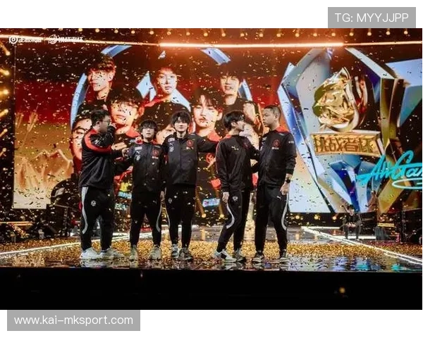 《王者荣耀》“超级战队”激烈争夺冠军！荣耀之巅，谁将问鼎？