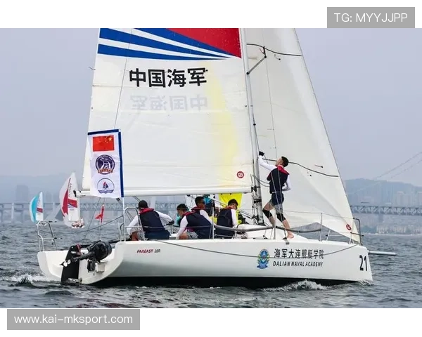 国际帆船邀请赛中国船队凭策略取胜