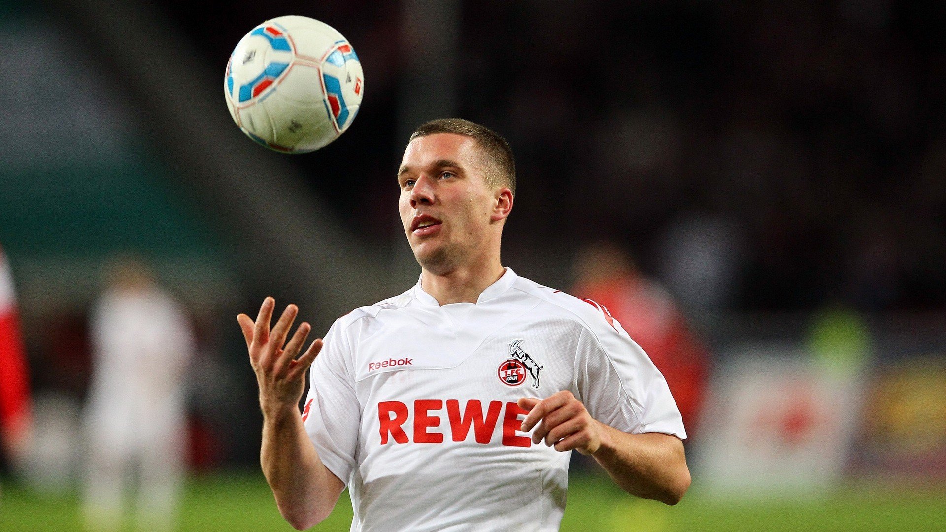 mk体育备用-上海申花防守不稳，1-3输给柔佛新山，上海申花水平